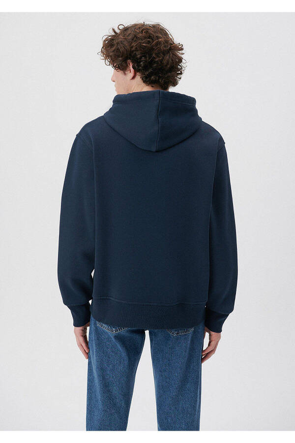 Hooded Navy Sweatshirt with Logo Embroidery 065809-29743 - 5