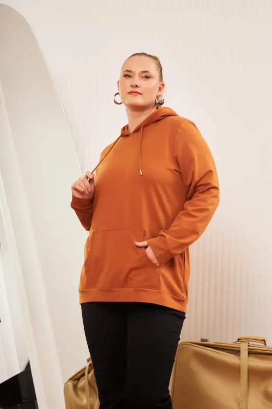 Hooded Oversized Camel Sweatshirt - 3