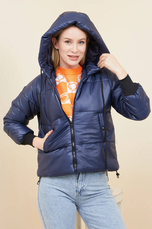 Hooded Puffer Jacket - 6