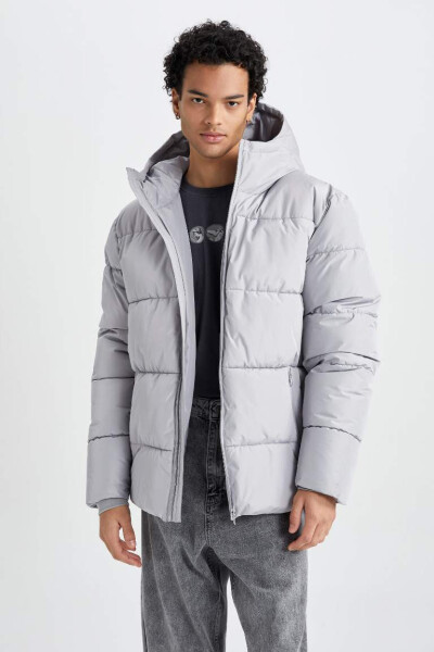 Hooded Puffer Jacket with Zipper and Two Pockets in Gray - 6