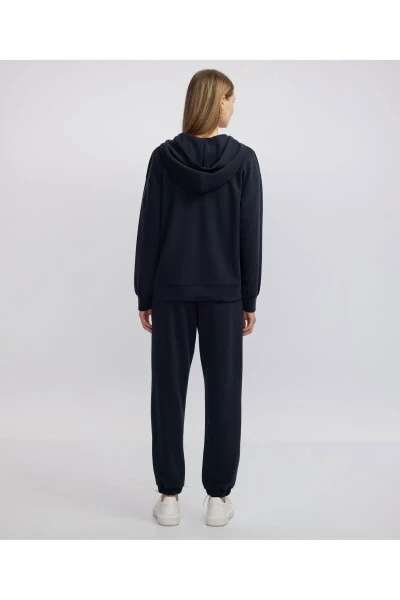 Hooded sweatshirt - 8