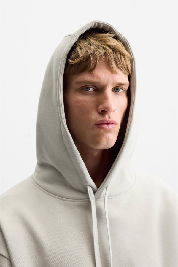 Hooded Sweatshirt - Ice - 24