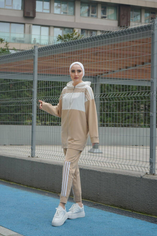 Hooded Two-Piece Tracksuit Trn1016 Latte - 12