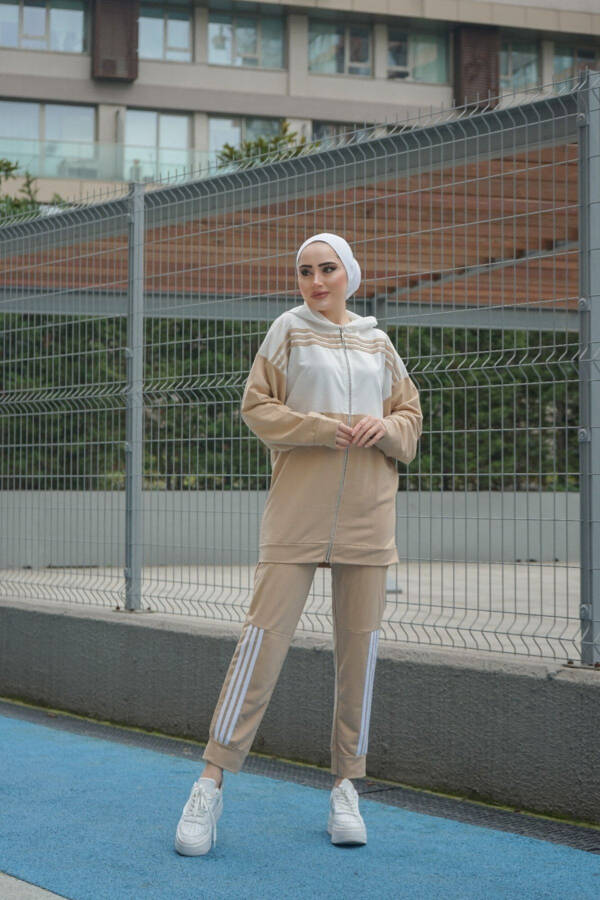 Hooded Two-Piece Tracksuit Trn1016 Latte - 13