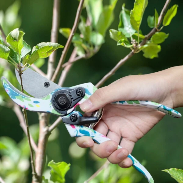 Hortem Garden Tools Set Women, Christmas Gardening Gifts Ladies, Aluminum Hand Tools, Pruner and Garden Belt Bags with Floral Package - 5