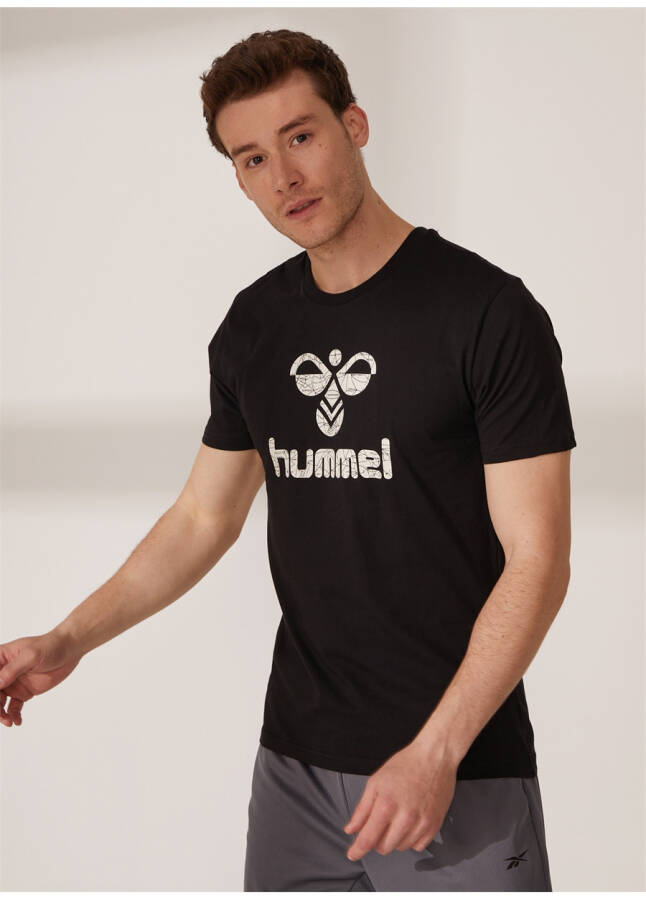 Hummel Qora Erkaklar uchun Dumaloq Yoqa T-Shirt 910946-2001 AKIRA T-SHIRT S/S TEE - 8