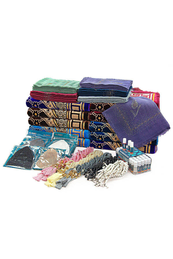 Hürrem Velvet Prayer Rug Set for 20 People, Perfect for Hajj and Umrah Pilgrimage - 2