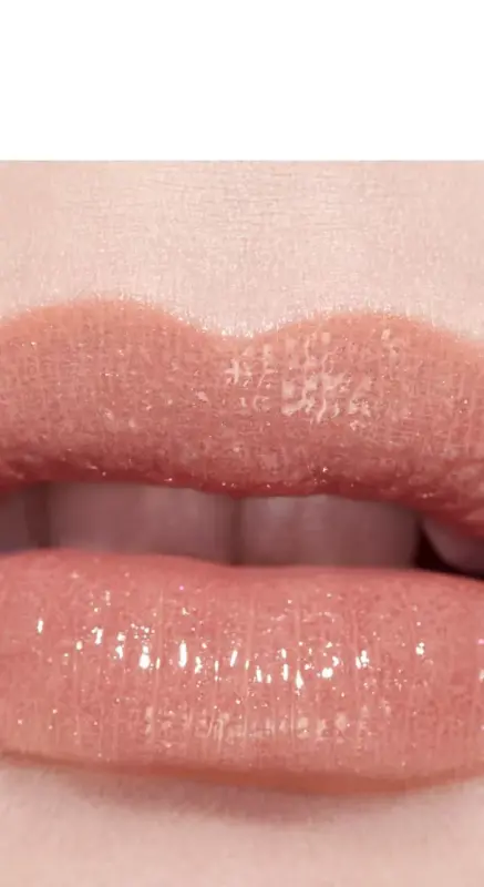 Hydrating Vibrant Shine Lip Colour-54 - BOY - 6