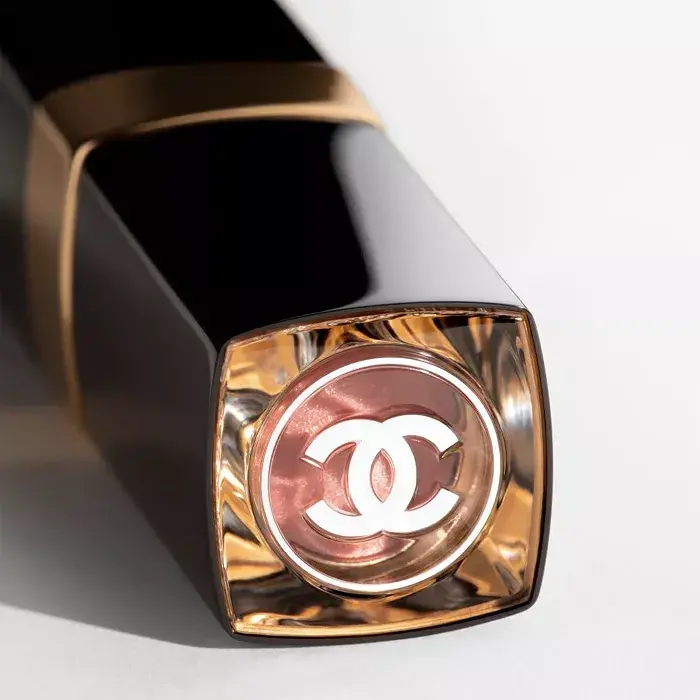 Hydrating Vibrant Shine Lip Colour-54 - BOY - 7