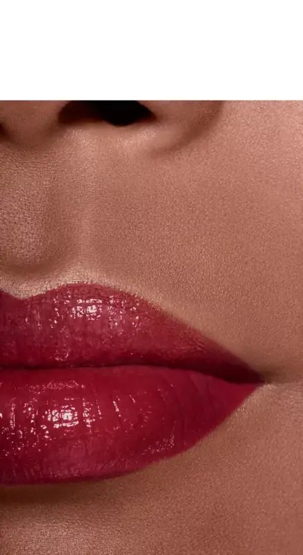 Hydrating Vibrant Shine Lip Colour-106 - DOMINANT - 5