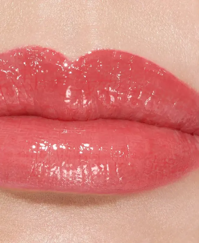 Hydrating Vibrant Shine Lip Colour - 825 BISOUS - 4