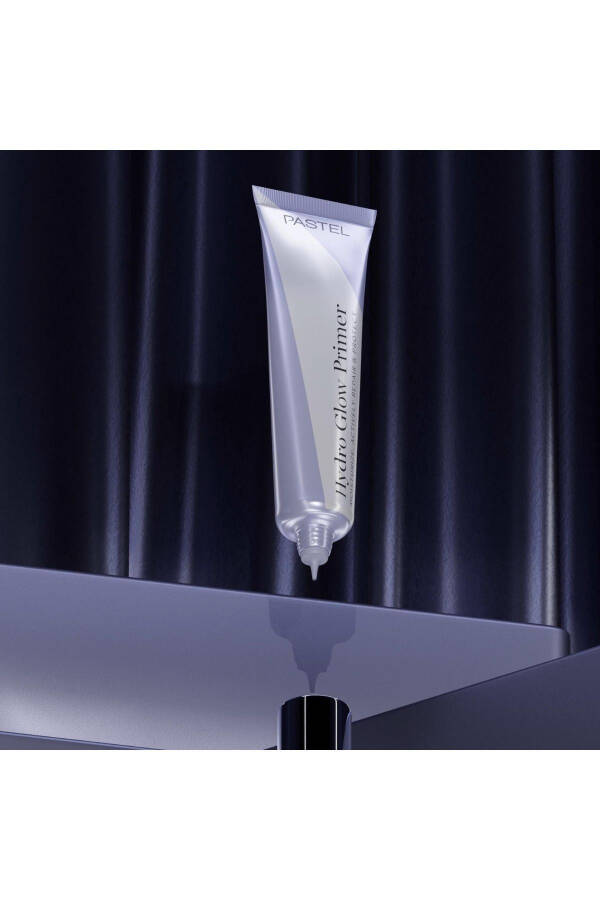 Hydro Glow Primer - Aydınlatıcı Ve Nemlendirici Makyaj Bazı - 31