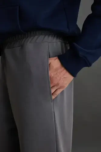 Ichki erkaklar yumshoq ichi shardonga ega, qulay rezina lenta bilan bog'langan paçali comfort shardonli kulrang sport shimlar - kulrang - 4