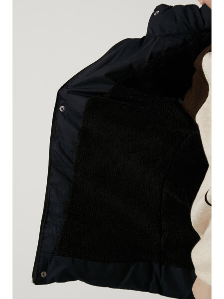 Lacivert İçi Peluş Astarlı Çıkarılabilir Kapüşonlu Suya Dayanıklı Şişme Mont 5760023-Lacivert - 16