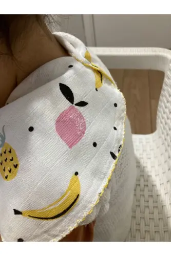 Ikili Müslin Çift Katlı Çıtçıtlı Mama Önlüğü/omuz Örtüsü & Banyo Süngeri - PEMBE SARI MEYVELİ - MASALBABY (1)
