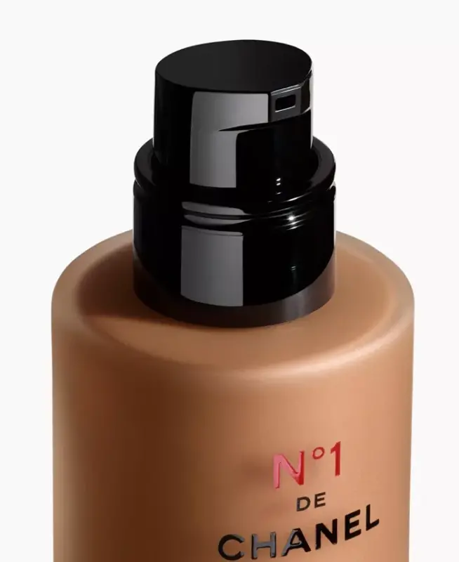 Illuminates – Moisturizes – Protects-BR132 - 2