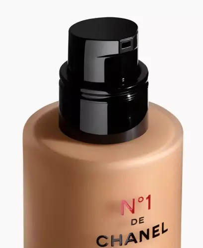 Illuminates – Namlantiradi – Himoya qiladi – BD71 - CHANEL (1)