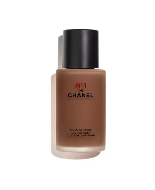 Illuminates – Namlantiradi – Himoya qiladi - BR172 - CHANEL