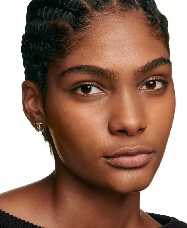 Illuminates – Moisturizes – Protects-BD111 - 3