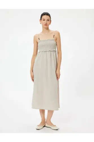 Midi-Rüschenkleid mit dünnen Trägern und Perlendetail - Taupe - 3