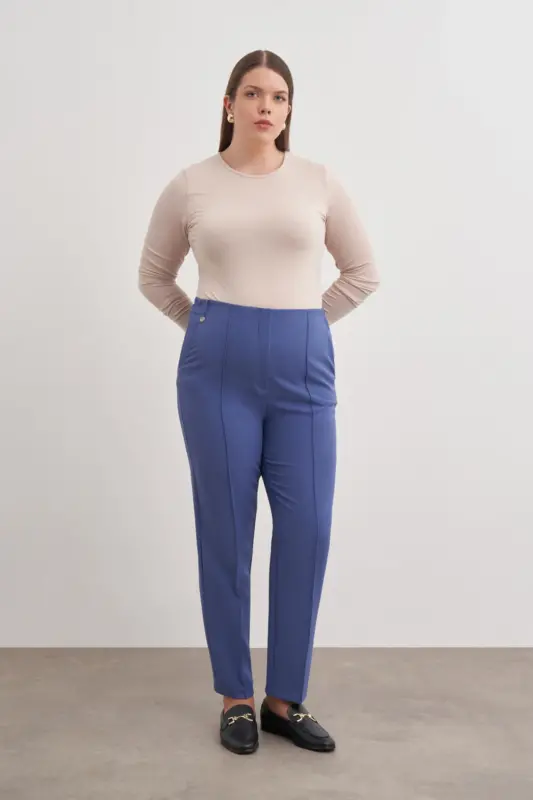 Indigo Carrot Pants - AKER