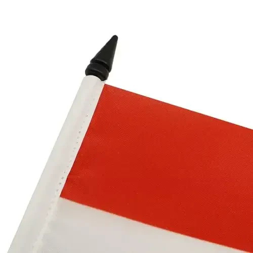 Indoneziya stol bayrog'i 4'' x 6'' - Indoneziya stol bayrog'i 15 x 10 sm. - Qora plastik tayoq va asos - AZ FLAG - 5