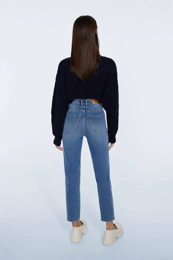 Ingich kesilgan ona jinsi - 3