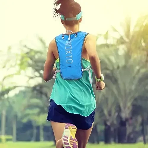 INOXTO Running Hydration Vest Backpack,Lightweight Insulated Pack with 1.5L Water Bladder Bag Daypack for Hiking Trail Running Cycling Race Marathon for Women Men - 6