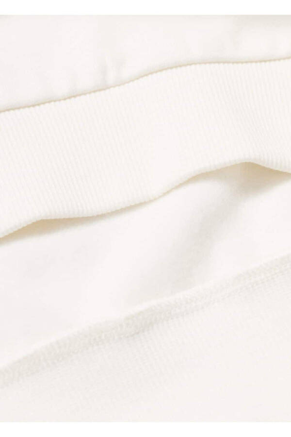 Ishleme detali bilan paxta mato sweatshirt - 6