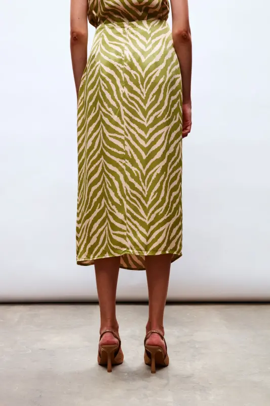 Юбка из атласа с зеброй - оливковый - 7