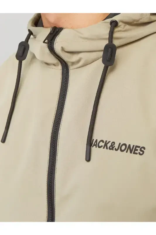 JACK & JONES 12200208 МУЖСКАЯ КУРТКА-ВЕТРОВКА С КАПЮШОНОМ-Coriander - JACK & JONES