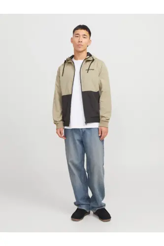 JACK & JONES 12200208 МУЖСКАЯ КУРТКА-ВЕТРОВКА С КАПЮШОНОМ-Coriander - 4