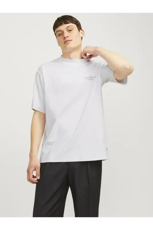 Jack Jones Blachad Brand Erkaklar uchun futbolkasi 12259357 - 3