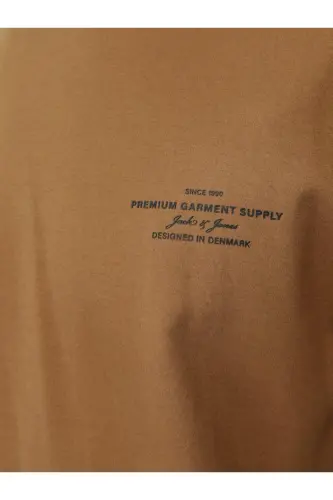 Jack Jones Blachad Brand Erkaklar uchun futbolkasi 12259357 - 7