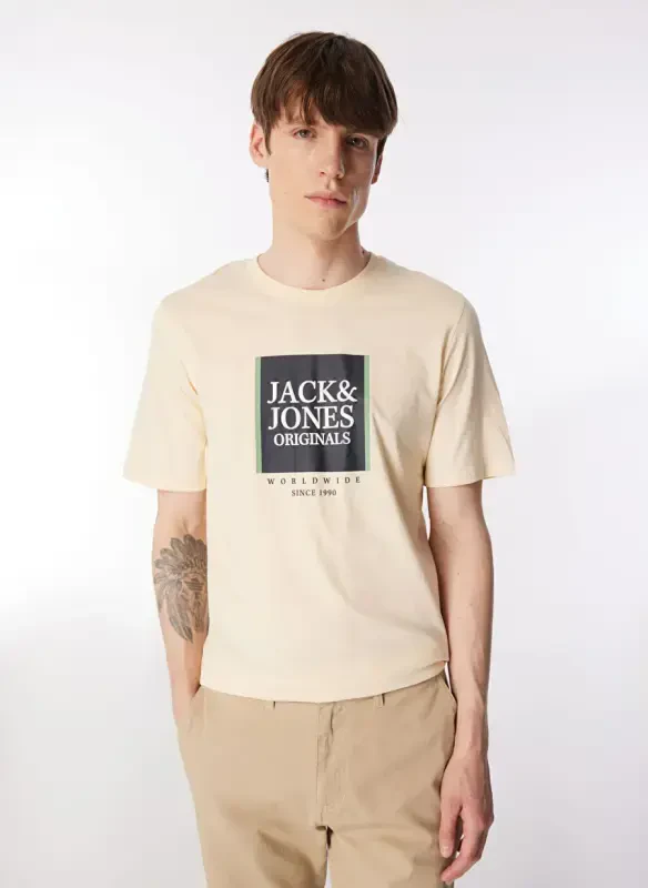 Jack & Jones Футболка мужская кремовая с круглым вырезом JORLAFAYETTE BOX TEE SS CREW NECK - JACK & JONES