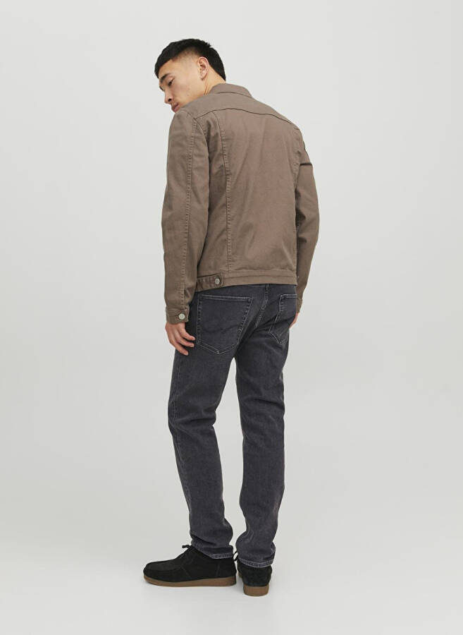 Jack & Jones JJIMIKE JJORIGINAL AM 389 NOOS Qora Erkaklar uchun Standart Bel Tapered Fit Denim Shimlar - 8