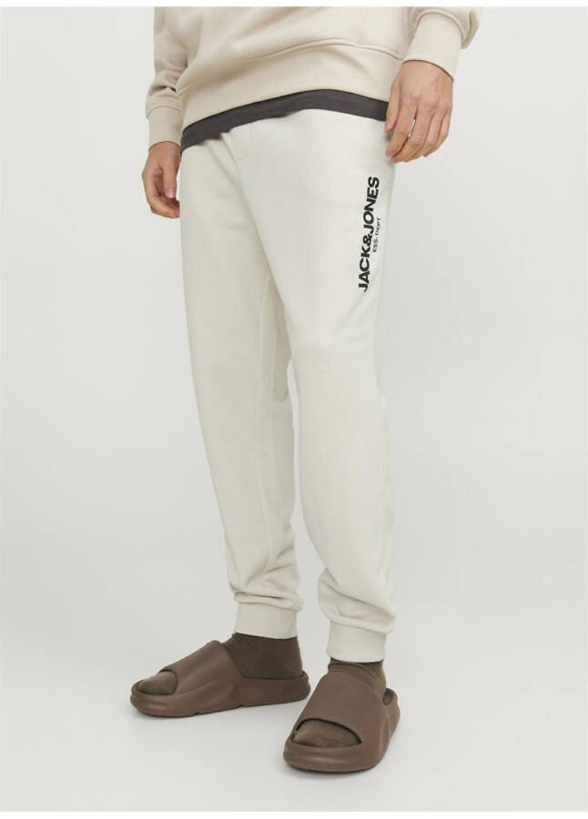 Jack & Jones Regular Fit Cream Men's Sweatpants JPSTGORDON JJGALE SWEAT PANTS NAF - 17