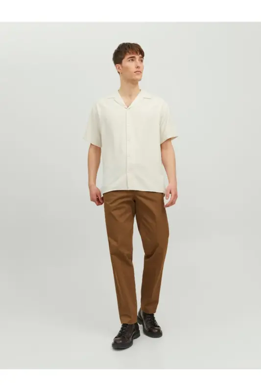 Jack&Jones Erkaklar uchun Bo'sh Kesim Qisqa Yengli Ekru Ko'ylak - 3