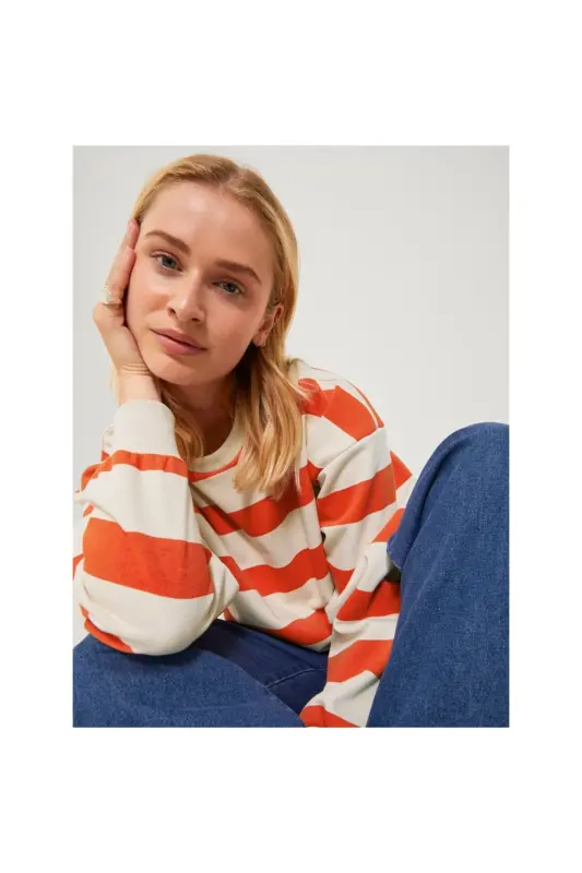 Jack&Jones JJXX Oversize Çizgili Uzun Kol Kadın Sweatshirt - Günlük Şıklık - Kırmızı-Ekru - 6