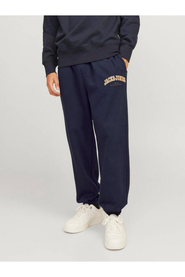 Jack&Jones Relaxed fit, elastic waistband and cuffs, navy blue men's sweatpants. - 2