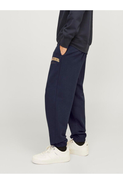 Jack&Jones Relaxed fit, elastic waistband and cuffs, navy blue men's sweatpants. - 3