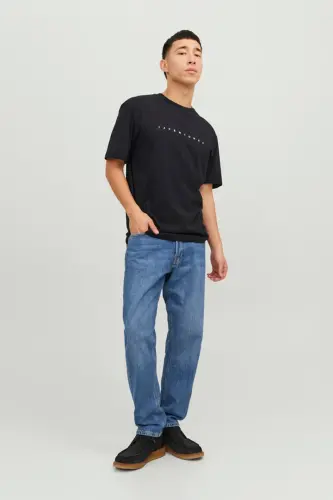 Jack&Jones Star Erkaklar uchun qora rangli yumaloq yoqa T-ko'ylak - JACK & JONES (1)