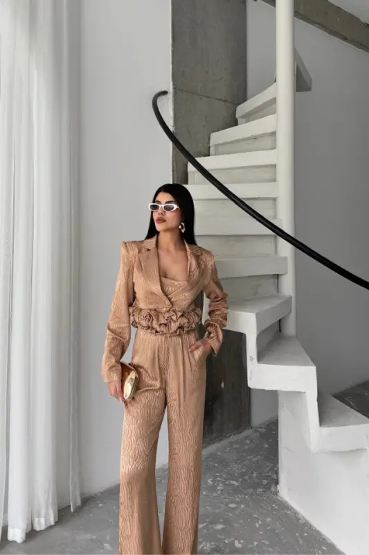 JAKARLI BLUZU TASARIM DETAYLI CEKET-PANTOLON-BLUZ 3 LÜ TAKIM - Bej - 2