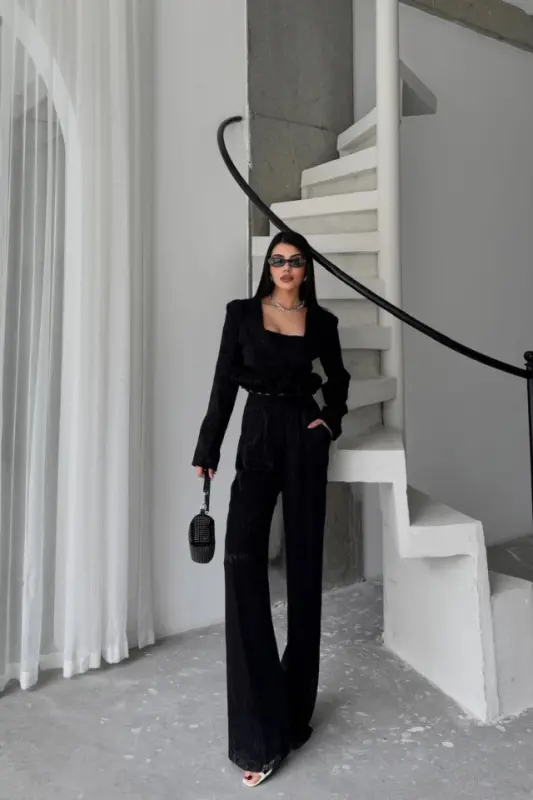 JAKARLI BLUZU TASARIM DETAYLI CEKET-PANTOLON-BLUZ 3 LÜ TAKIM - Siyah - BÜYÜKBEDENIZ