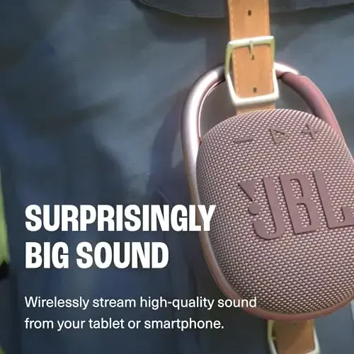 JBL Clip 4 - портативная мини-колонка Bluetooth, большой звук и напористые басы, встроенный карабин, водо- и пыленепроницаемость IP67, 10 часов воспроизведения, колонка для дома, улицы и путешествий (Squad) - 3