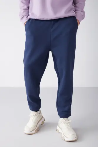 Jeremiah Erkek Regular Paçası Esnek Kumaşlı Beli Kordonlu Ve Lastikli Cepli Lacivert Eşofman Altı-Lacivert - 1