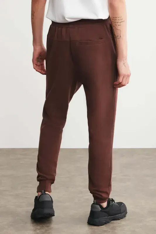 Jeremiah Men's Regular Fit Flexible Fabric Drawstring Waistband and Elastic Pocketed Burgundy Sweatpants-Burgundy - 5