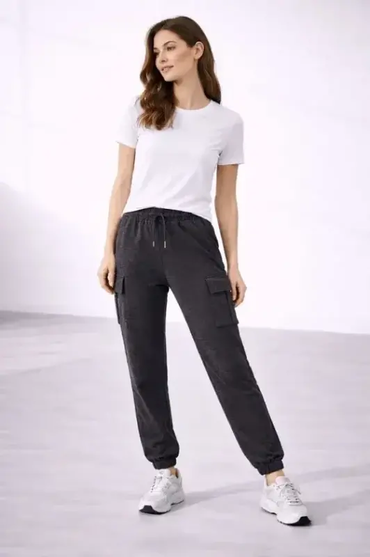 Jogger Eşofman Altı Rahat Kalıp, Kargo Cepli, Lastikli Paça, Günlük Spor Pantolon - Füme - 1