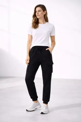 Jogger Eşofman Altı Rahat Kalıp, Kargo Cepli, Lastikli Paça, Günlük Spor Pantolon - Siyah - 1