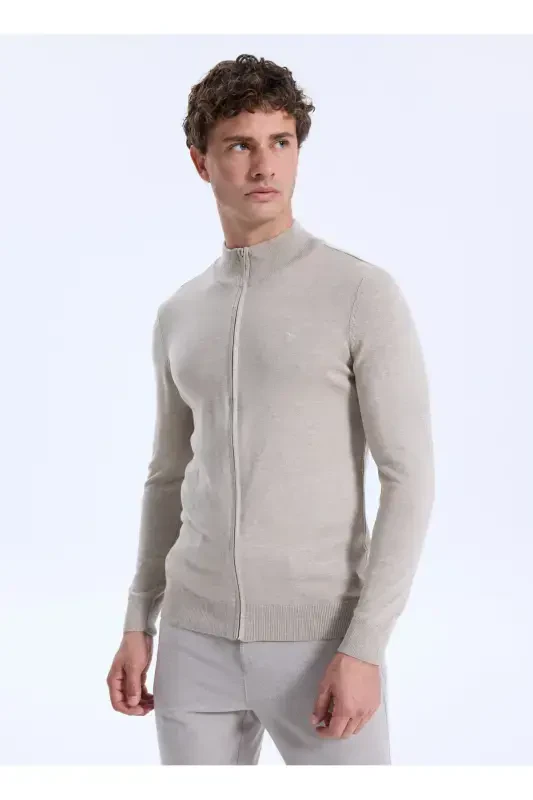 Juda rangli erkaklar ko'ylagi - 1